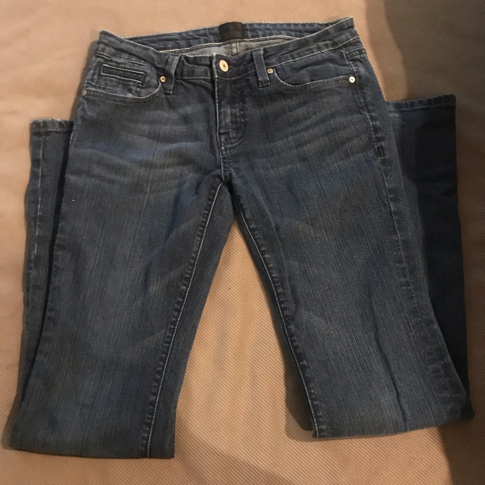 Anoname jeans